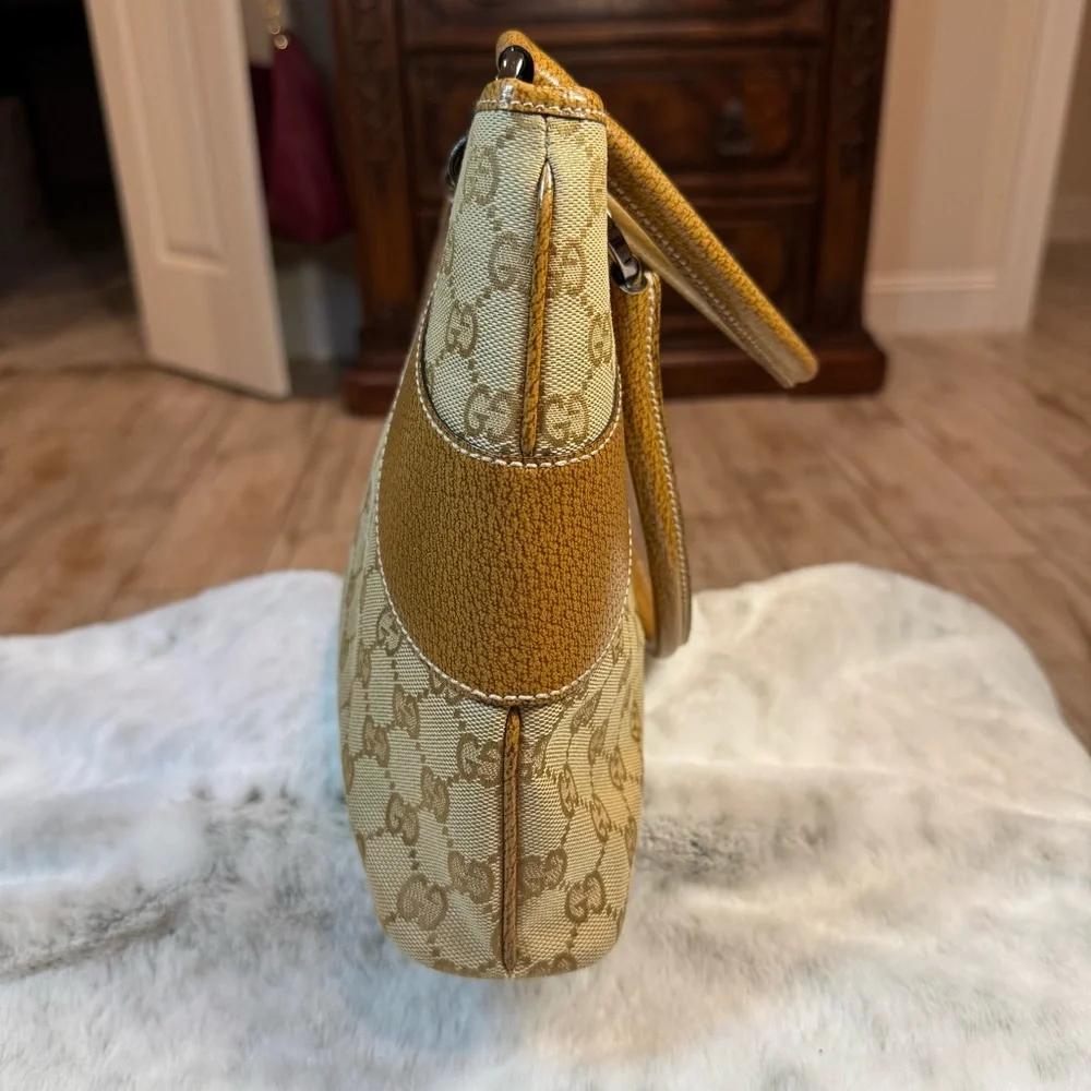 Gucci 100% authentic